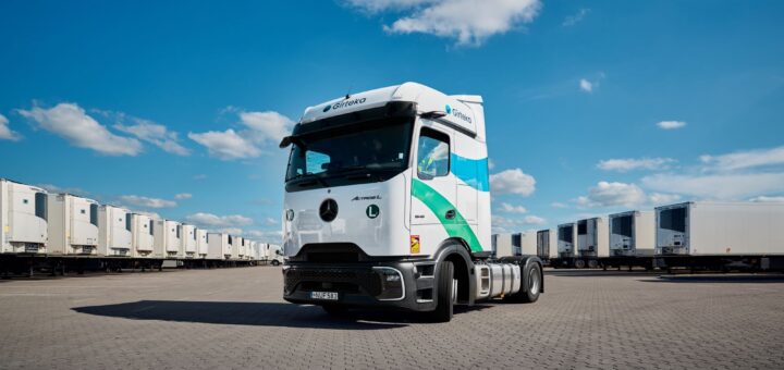Girteka orders 900 Mercedes-Benz Actros L ProCabin trucks